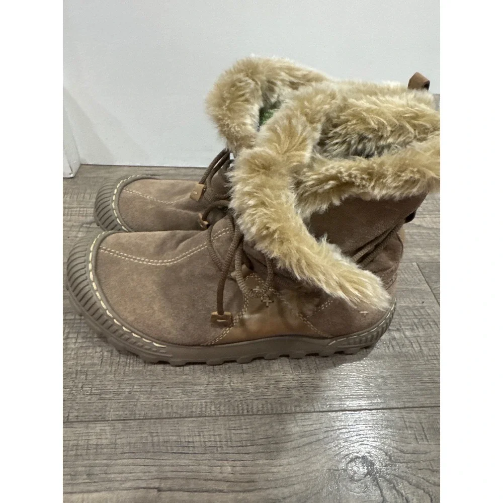 Earth Shoes Central Powder Khaki Leather Faux Fur Thinsulate Boots Womens 7.5B